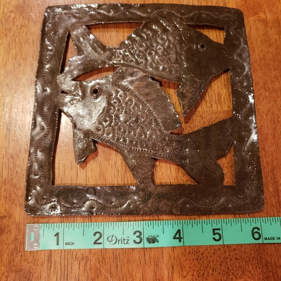 Square Metalwork Wall Art Set - Fish & Turtle - Picture 6 of 7